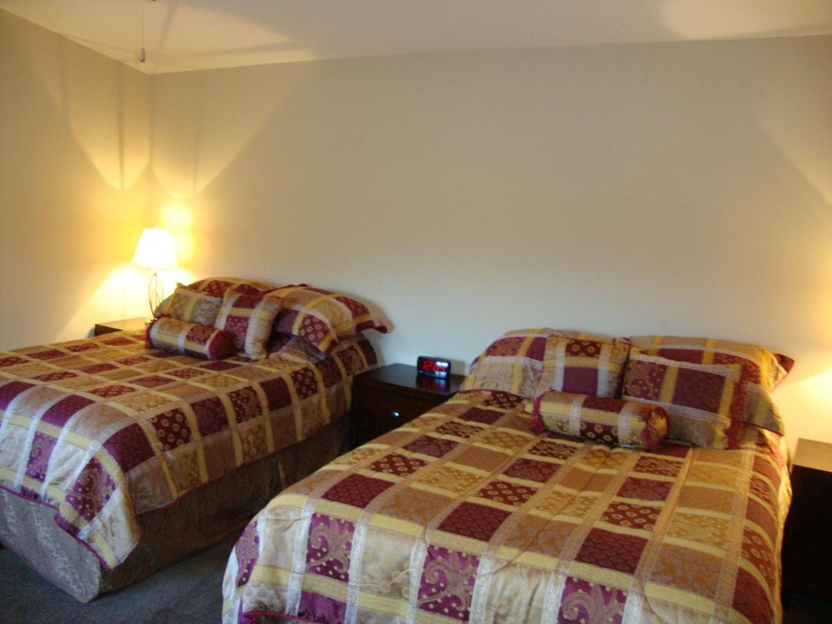 Helmcken Falls Lodge Cabin Rooms And Rv Park Clearwater Bagian luar foto