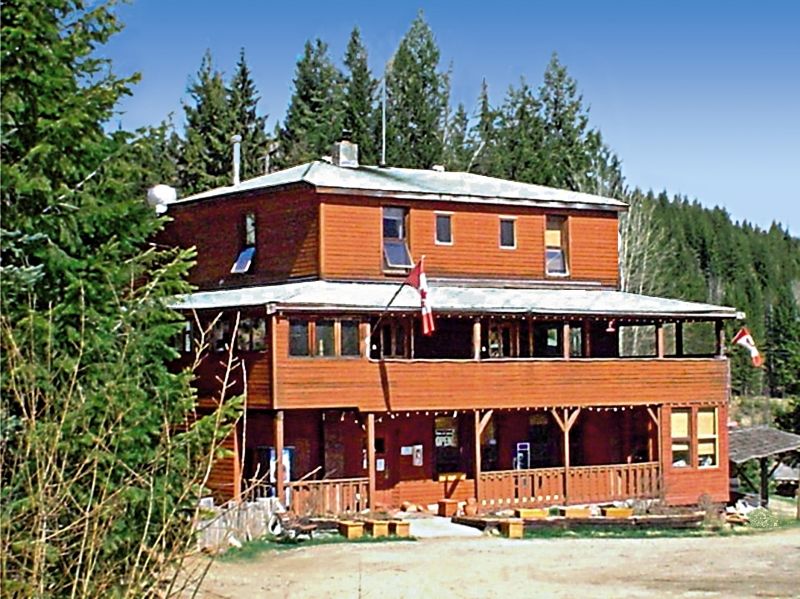Helmcken Falls Lodge Cabin Rooms And Rv Park Clearwater Bagian luar foto